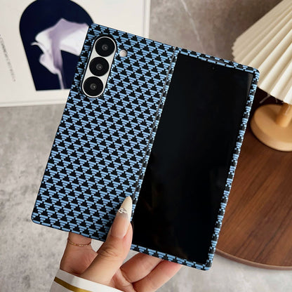 New 3D Triangular Carbon Fiber Texture PC Case for Samsung Z Fold 7 / 6 / 5 / 4 – Anti-Fall Protective Case