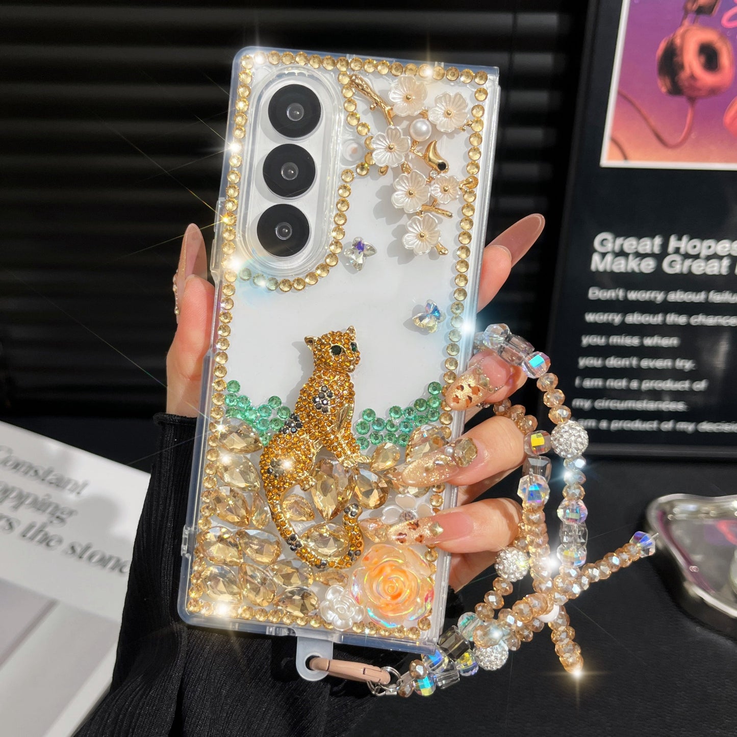 Hot Sale Glitter Diamond Leopard Case for Samsung Z Fold 7 / 6 / 5 – Folding Screen Phone Case, Free Shipping