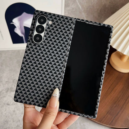 New 3D Triangular Carbon Fiber Texture PC Case for Samsung Z Fold 7 / 6 / 5 / 4 – Anti-Fall Protective Case