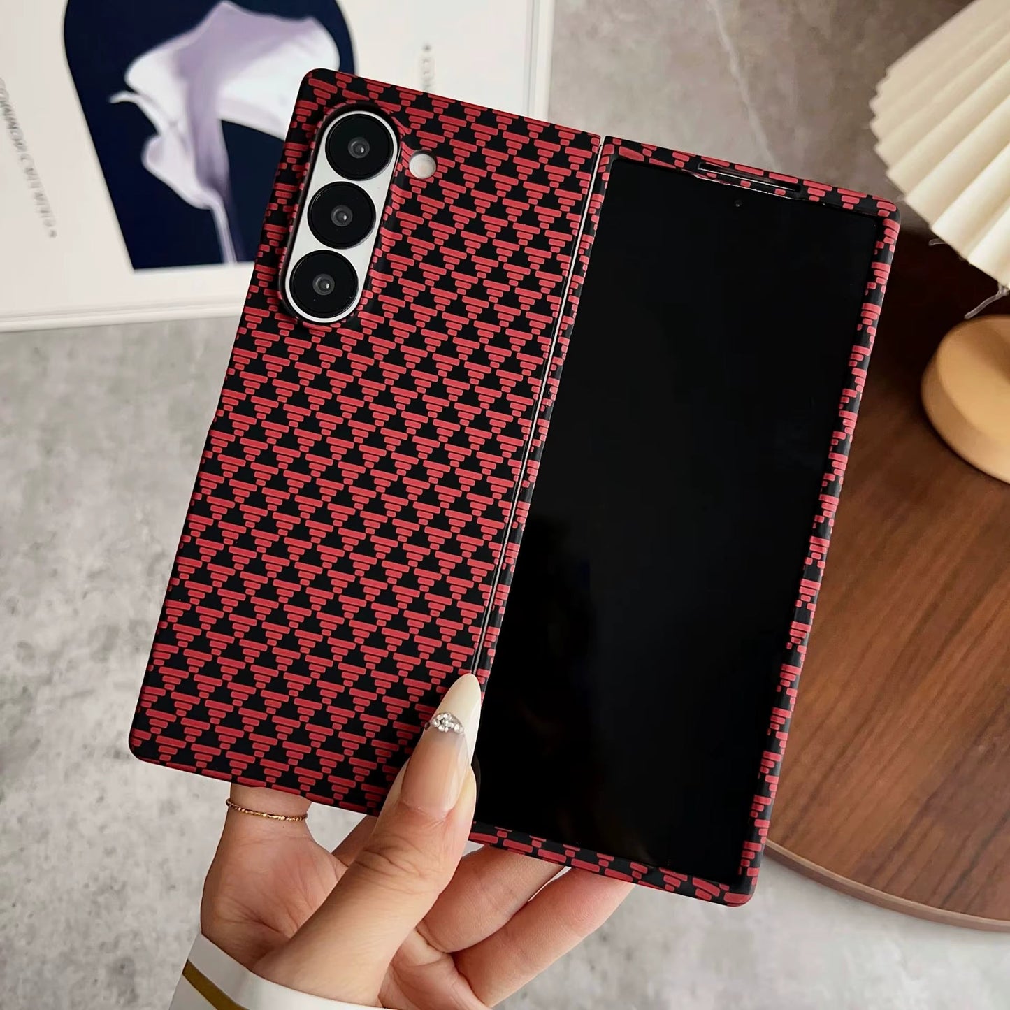 New 3D Triangular Carbon Fiber Texture PC Case for Samsung Z Fold 7 / 6 / 5 / 4 – Anti-Fall Protective Case