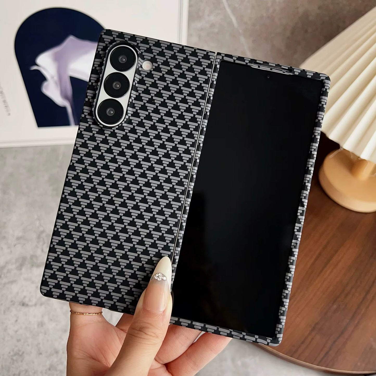New 3D Triangular Carbon Fiber Texture PC Case for Samsung Z Fold 7 / 6 / 5 / 4 – Anti-Fall Protective Case